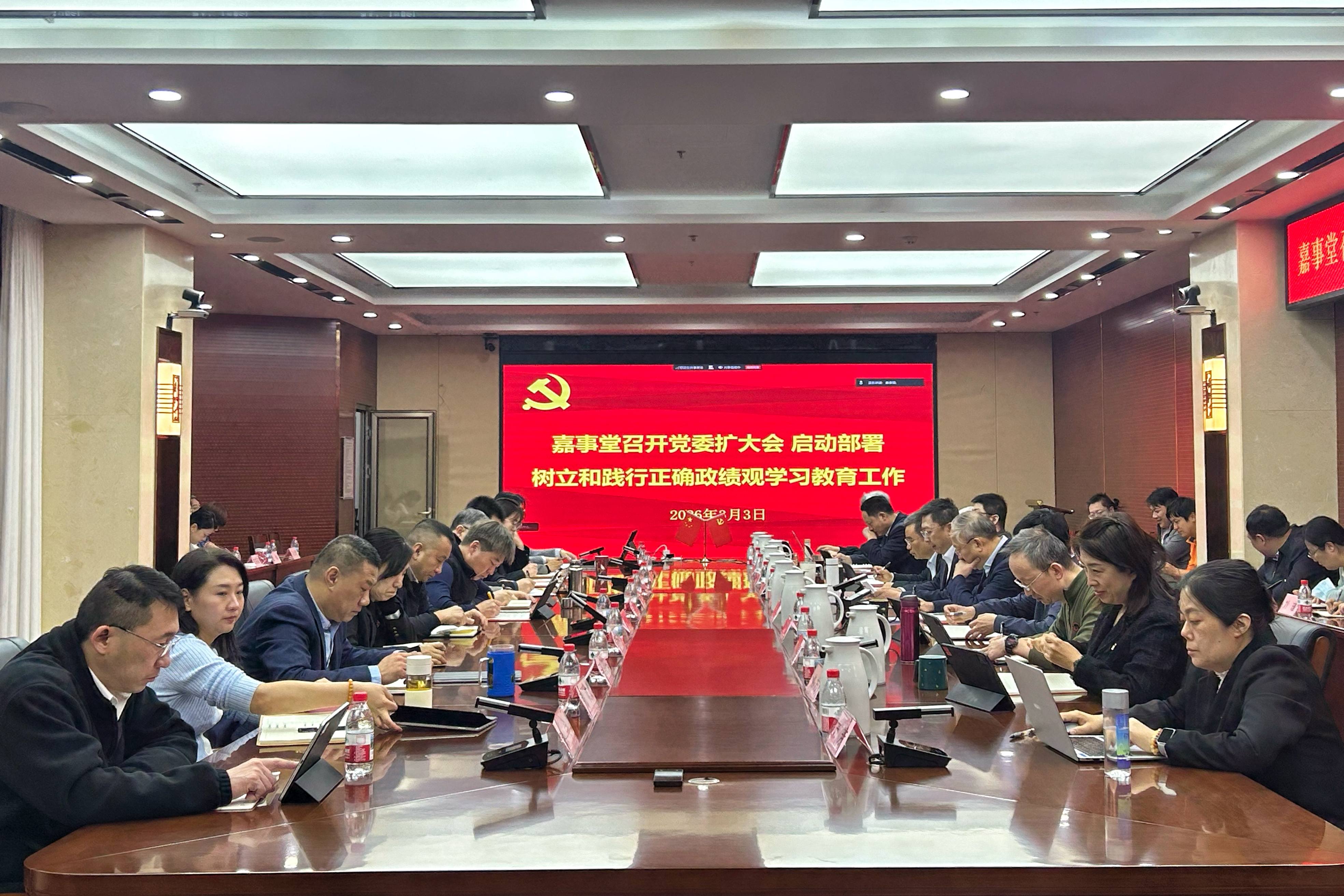 �������ǲ��ٿ���ί����ۻ� �������������ͼ���׼ȷ������ѧϰ�����й�����